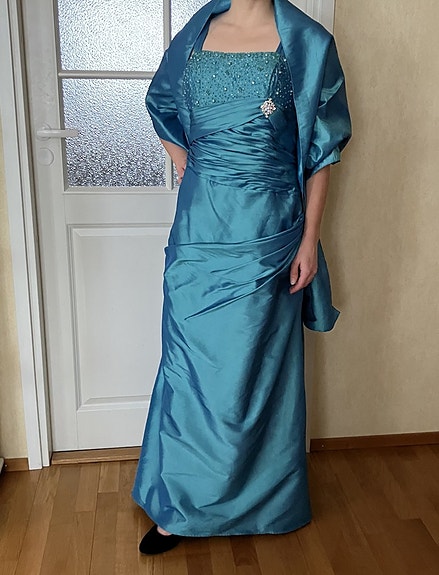 Turkoosi pitkä iltapuku