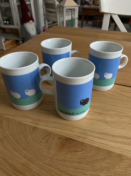 Aarikka pässi mukit