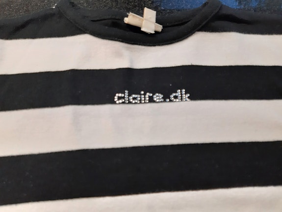 Claire dk raita musta/valkoinen T-paita  110-116 cm