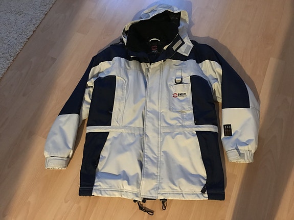 Product image 1 of 2