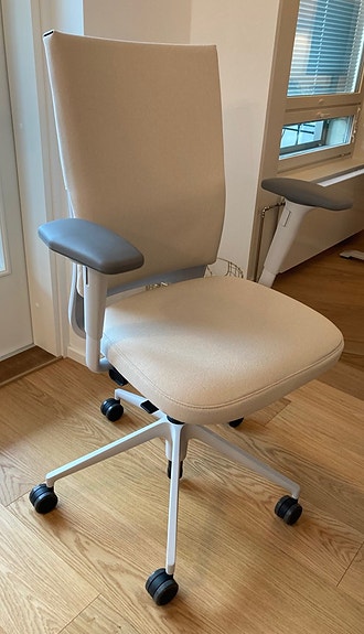Product image 1 of 6