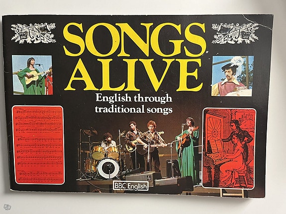 Laulukirja Songs Alive, English through traditional songs