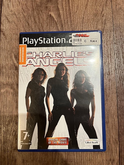 Charlies Angels PlayStation- peli