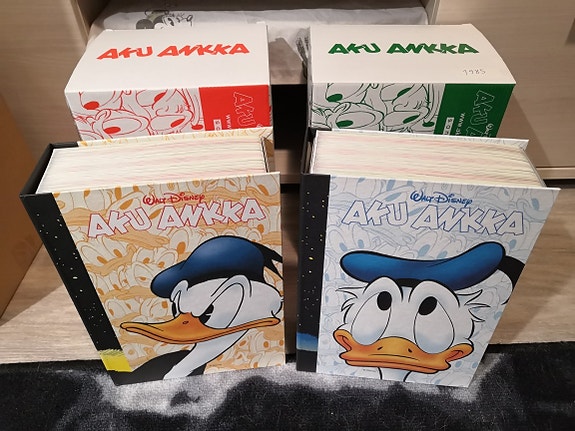 Aku Ankka lehtikotelot etsimässä
