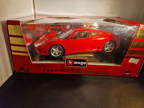 Ferrari 360 Modena-pienoismalli