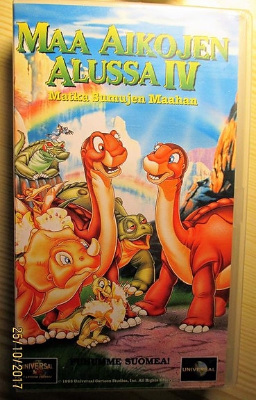 Maa aikojen alussa IV Lasten VHS-elokuva