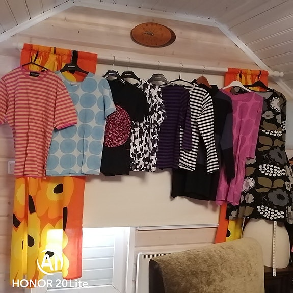 Marimekko trikoo paitoja s koko