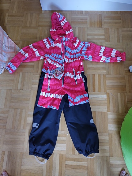 Reima haalari 122cm, uusi