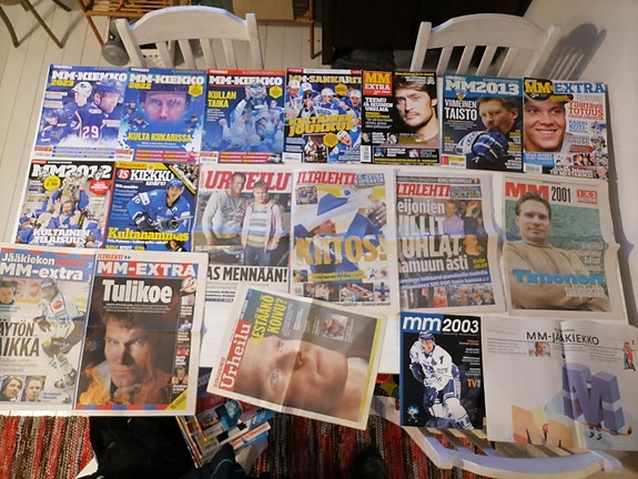 MM-KISAT, NHL, JALKAPALLO ja JÄÄKIEKKO ym KIRJALLISUUTTA