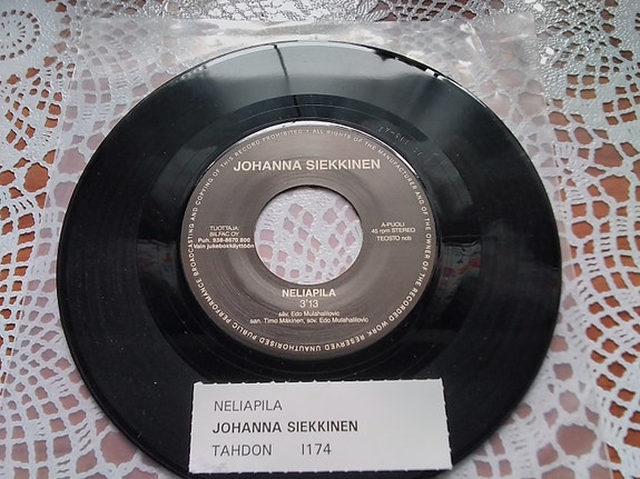 Johanna Siekkinen 7" Neliapila