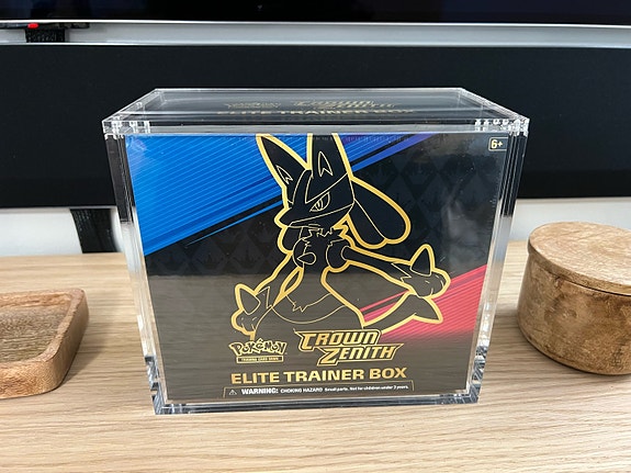 Akryylikotelo Pokemon Elite Trainer Boxille