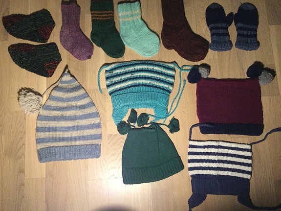 Itse kudotut pipot, sukat, lapaset
