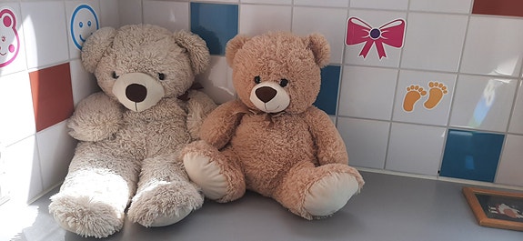ISOT ja pienet pehmolelut muita leluja/peleja jne