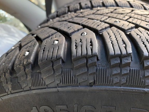 Nastarenkaat Continental 195/65 R15 4kpl