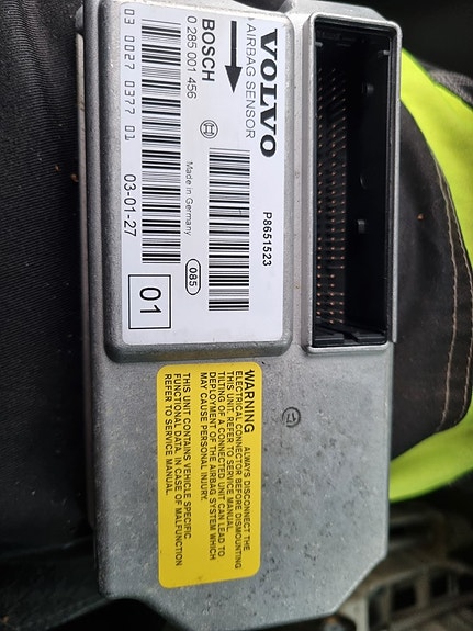 Volvo v70 mk2 airbag sensori
