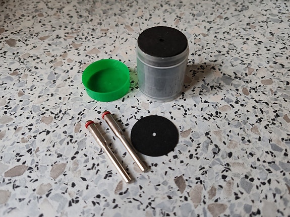 Product image 3 of 3