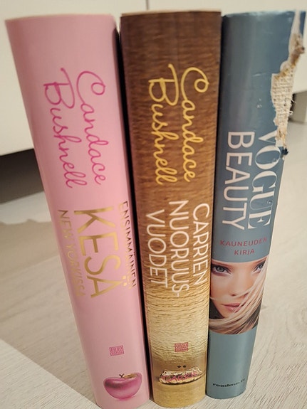 Vogue ja sinkkuelämää kirjat