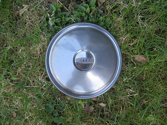 Product image 1 of 2