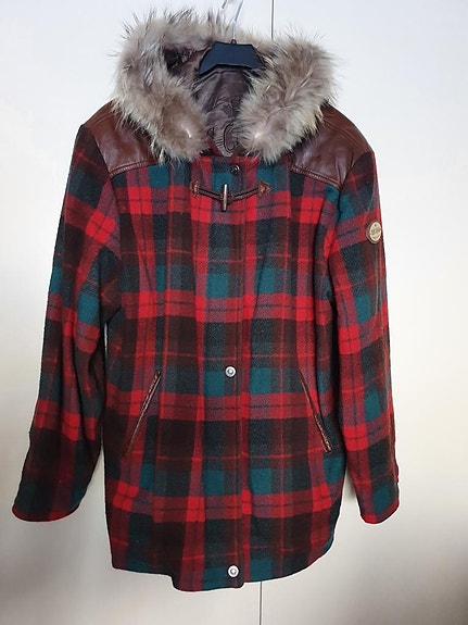 Product image 1 of 4