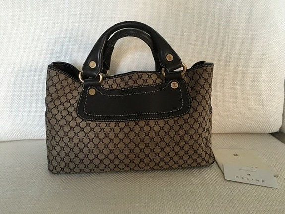 Italialainen Celine Boogie monogramkuosinen laukku