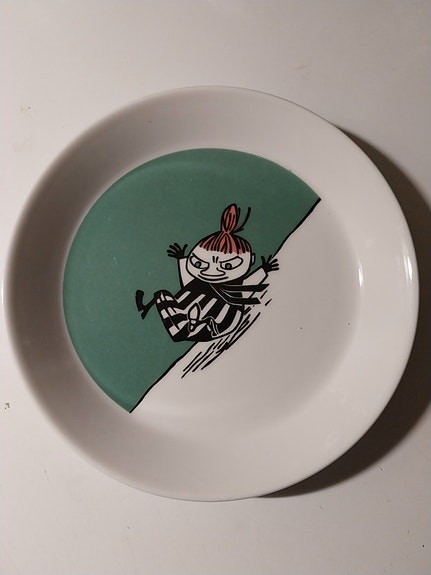 Pikku Myy liukumäessä(kaksipuoleinen)