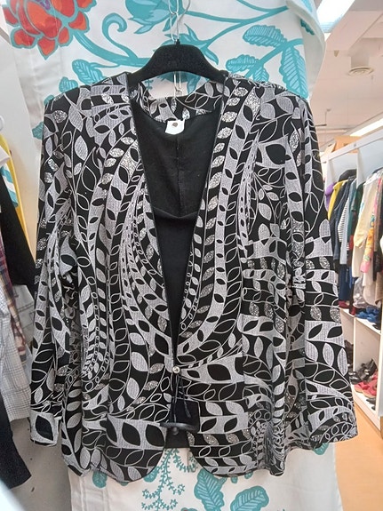 Product image 1 of 6