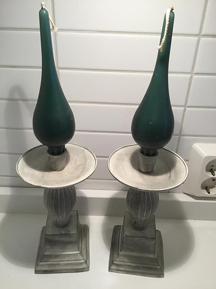 Metallinen kynttilänjalka