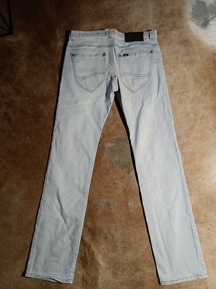 Product image 1 of 6