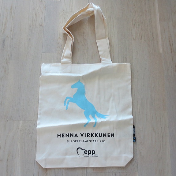 Henna Virkkunen kangaskassi UUSI