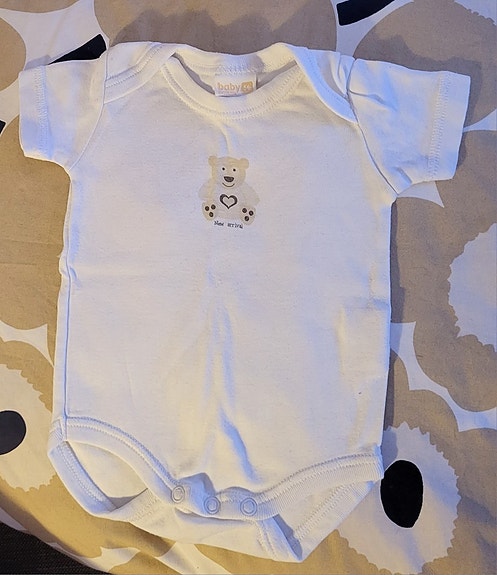 Lindex t-paita body 56cm
