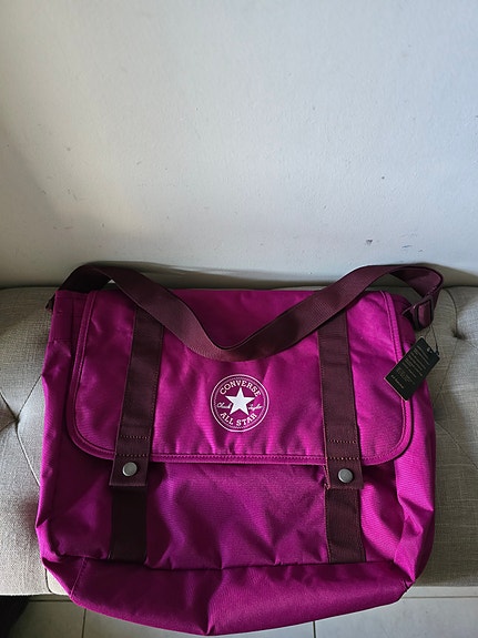 Violetti Converse All Star olkalaukku
