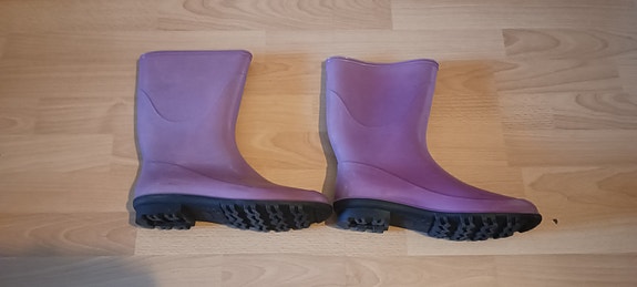 Naisten kumisaappaat 41