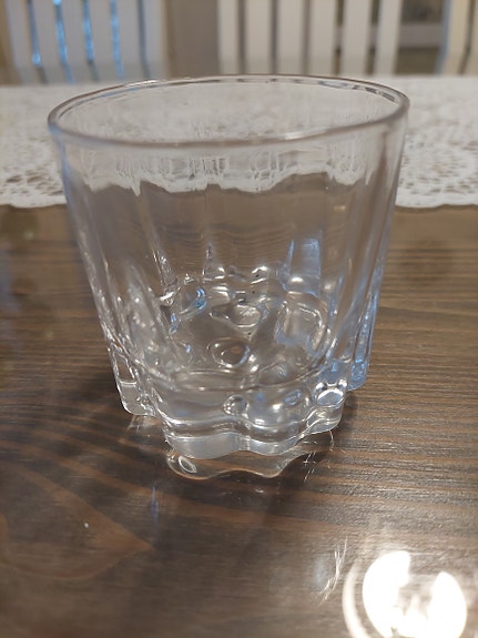 Tapio Virkkala lasi