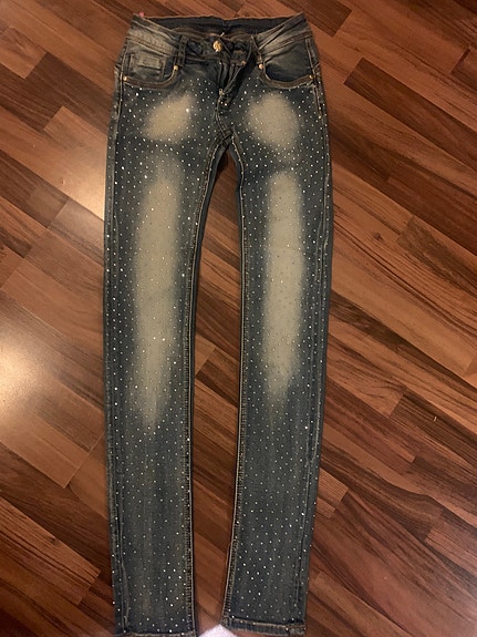 Product image 1 of 8