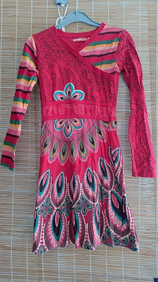 Desigual 9/10v (~130 cm) pirteä mekko