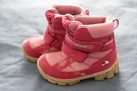 Viking gore-tex talvikengät kokoa 23