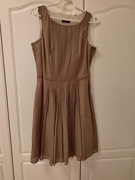 Mekko koko 36 (toim.kulut jo hinnassa)