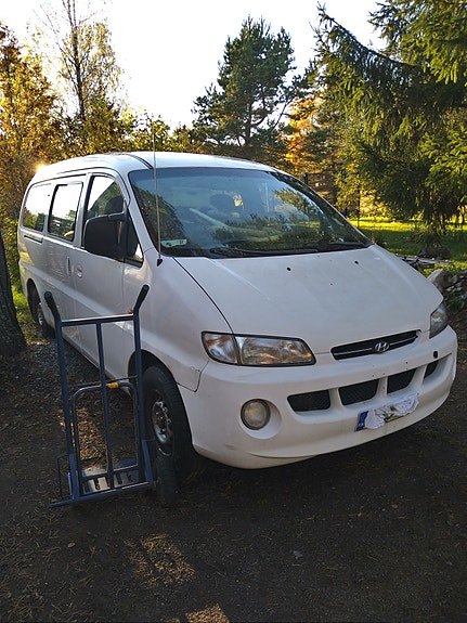 Hyundai H-1