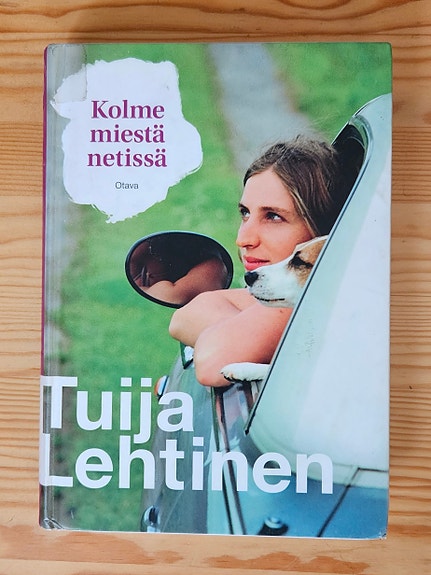 Kolme miestä netissä, Tuija Lehtinen