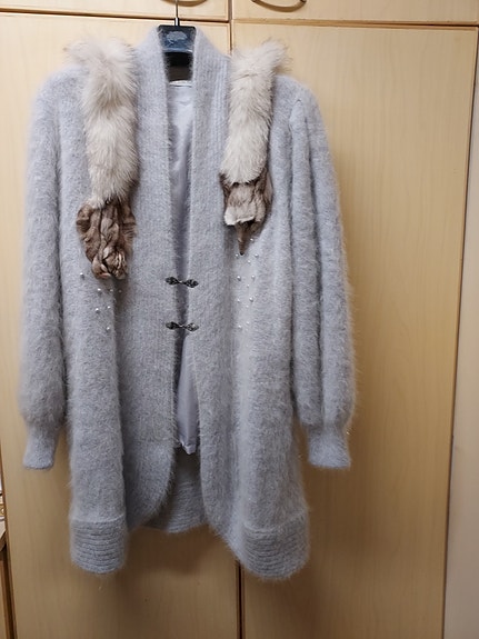 Product image 1 of 4