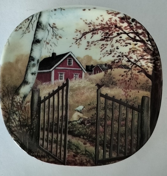 Seinälautanen. Kotiseudun syksy. Design Anita Rantanen-Siewers