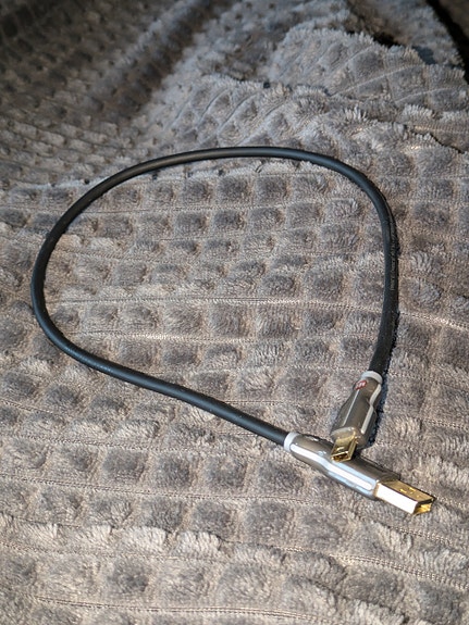 Monster USB-kaapeli