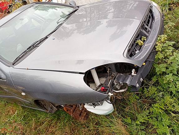 Citroen Xsara farmari osia VM. -03 1.6 16V 109 hv