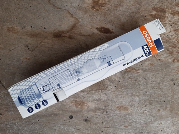 Product image 1 of 4