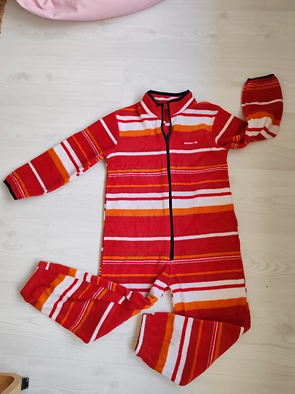 Uudenkarhea fleece haalari 110/116cm(reilu)