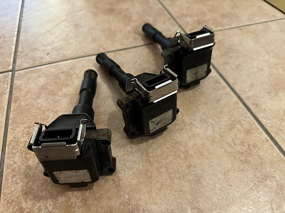 Product image 1 of 3