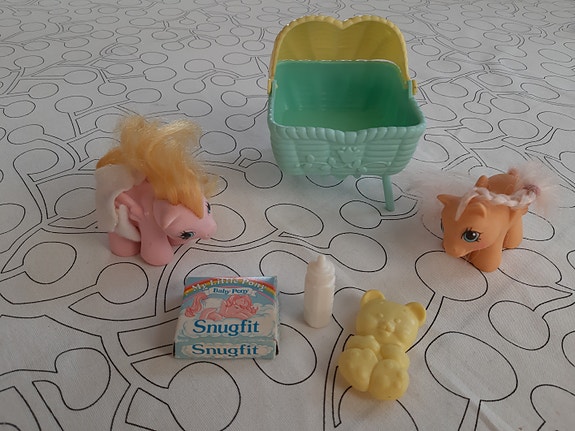 My little pony kaksoset ja kuvan tarvikkeet