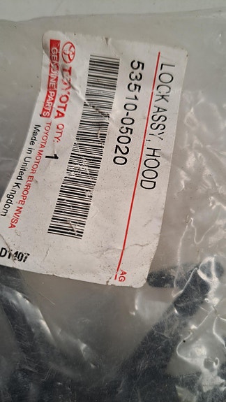 Toyota Avensis konepellin lukko 53510-05020