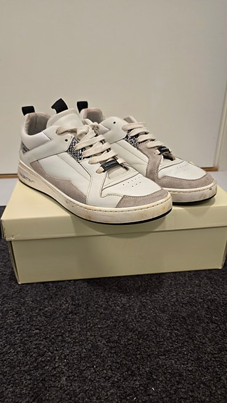 Product image 1 of 5