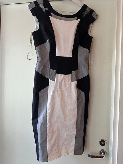 Karen Millen mekko